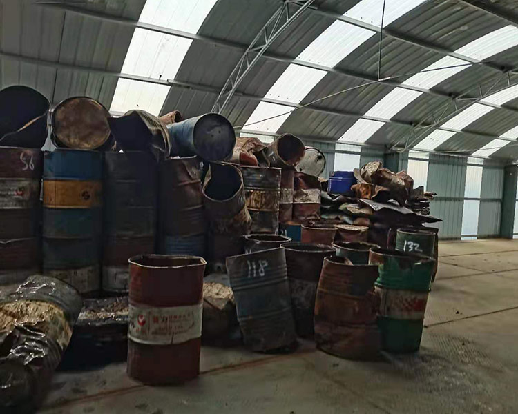 長治嘉鴻：山西廢機(jī)油的處置流程